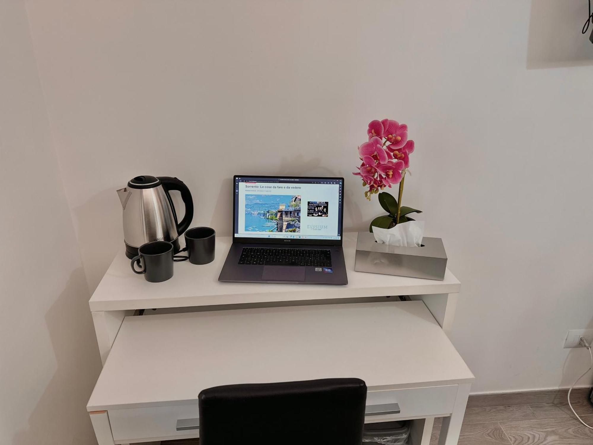Center Suite Sorrento Baby 2 Εξωτερικό φωτογραφία